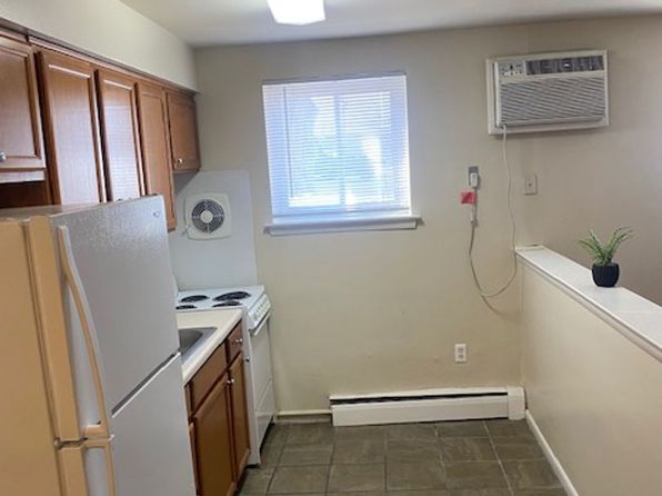 556 Chester Pike APT 2