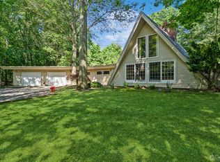 6 Pinter Ln S, Monmouth Junction, NJ 08852