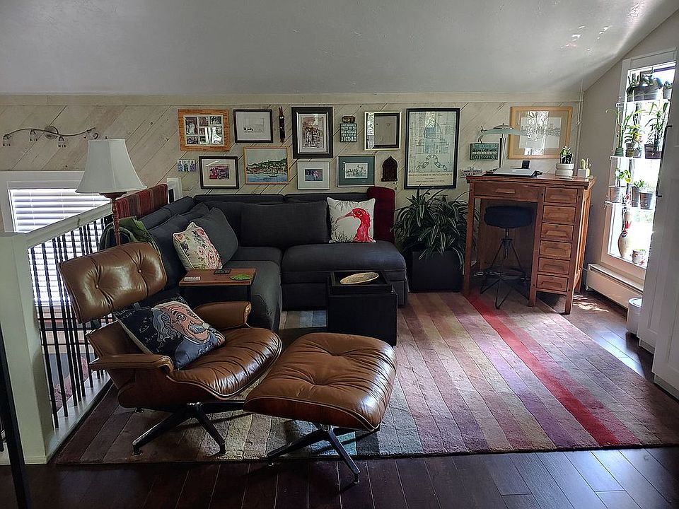 1st image of 280 W Sun Valley Rd #12
