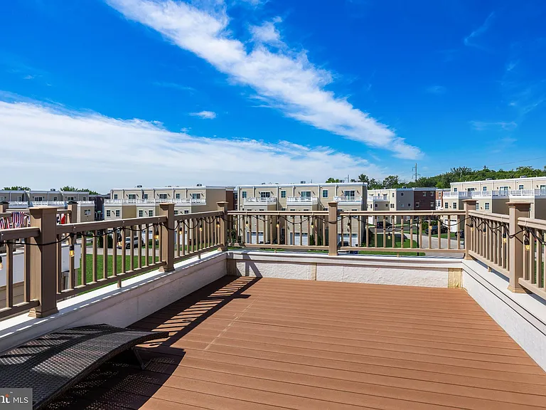 2312 Napoli Way — Photo 26