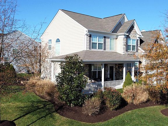 3rd image of 581 Homeplace Dr