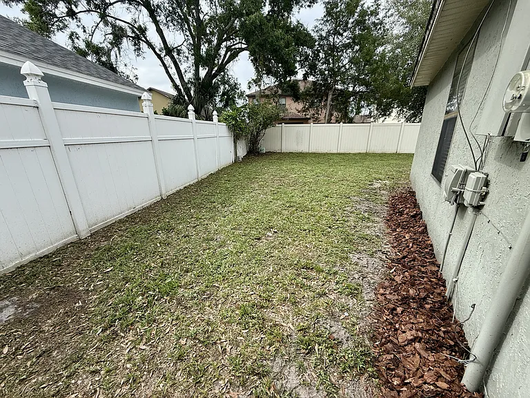 1303 Creekbottom Cir — Photo 31
