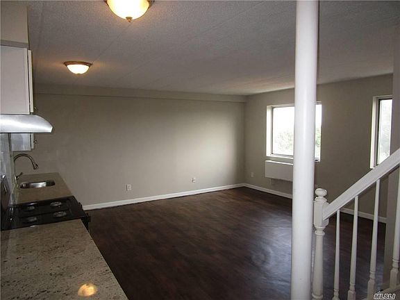 4th image of 76-01 113th St Penthouse C