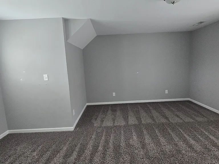 143 Ledgebrook Ln — Photo 19
