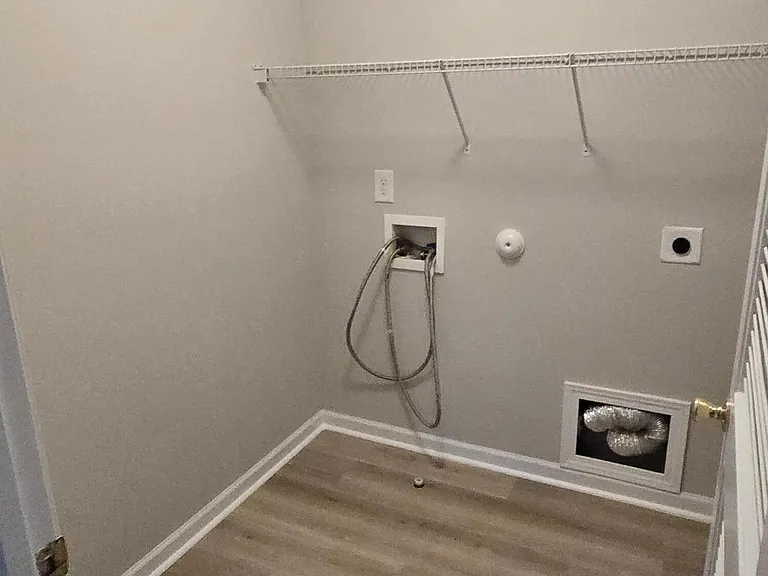 3010 Remington Oaks Cir — Photo 9