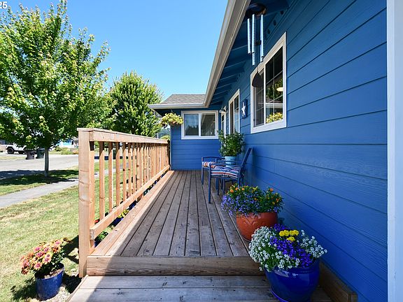2nd image of 2102 35th Ave
