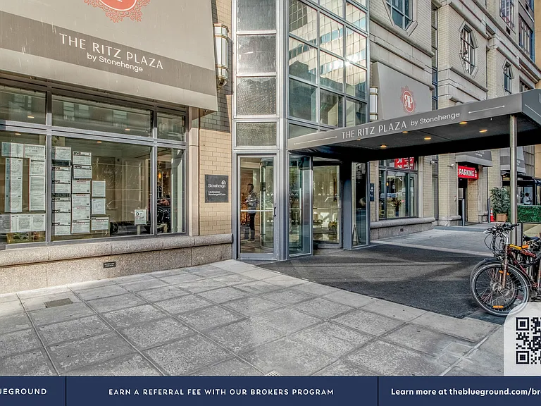 235 W 48th St #29M — Photo 23