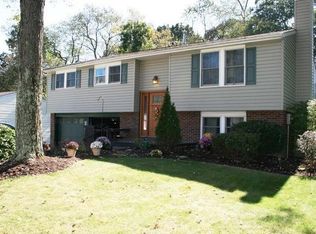 114 Old Gate Rd, Trafford, PA 15085