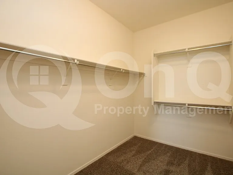 2620 S 116th Dr — Photo 14
