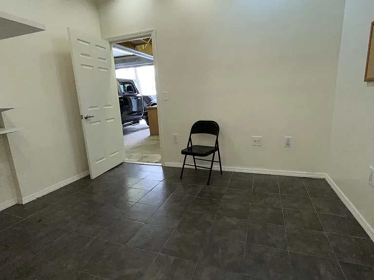 315 Forrest St — Photo 7
