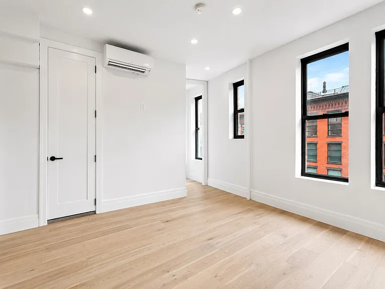 371 Broome St #20 — Photo 6
