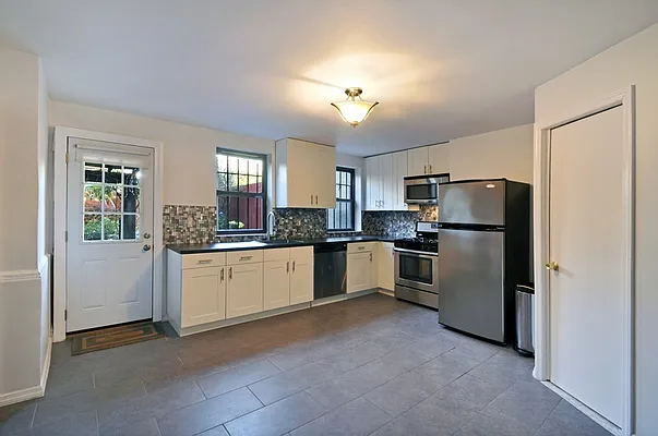 Rented by Owner | media 19