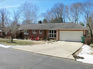159 Oakwood Est, Scott Depot, WV 25560