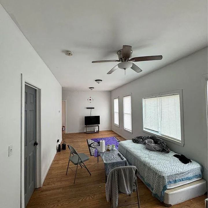202 E Heman St #1A