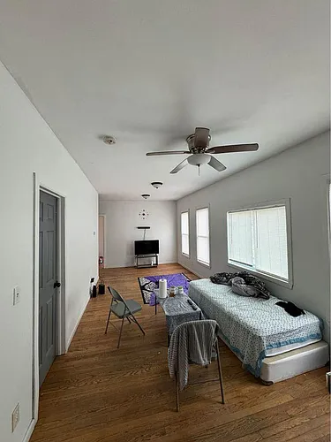 202 E Heman St #1A Photo 1