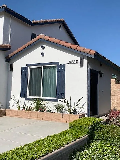 Studio, 500 sqft, $2,000 — Photo 2