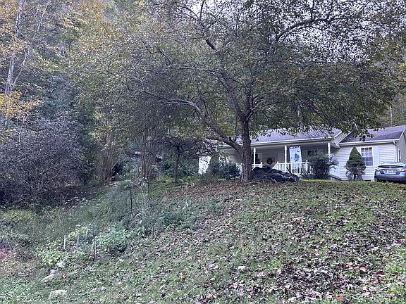 2nd image of 955 Rock Fork Rd