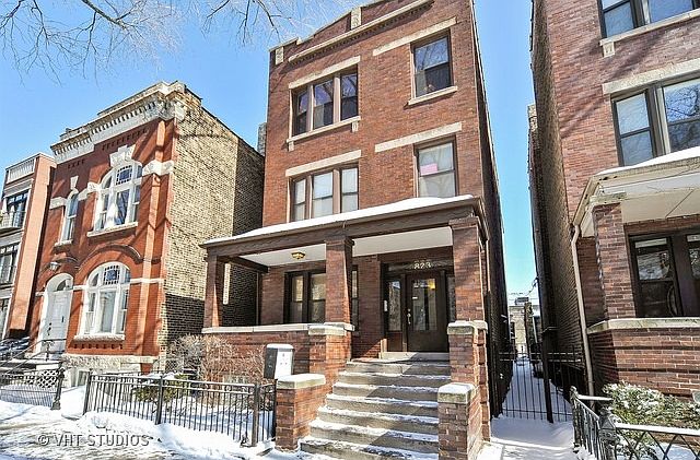 1st image of 823 N Winchester Ave #3