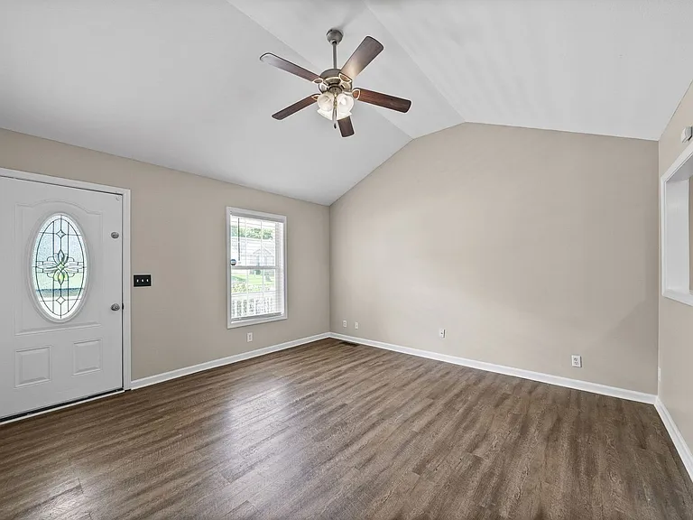 2664 Cider Dr — Photo 5
