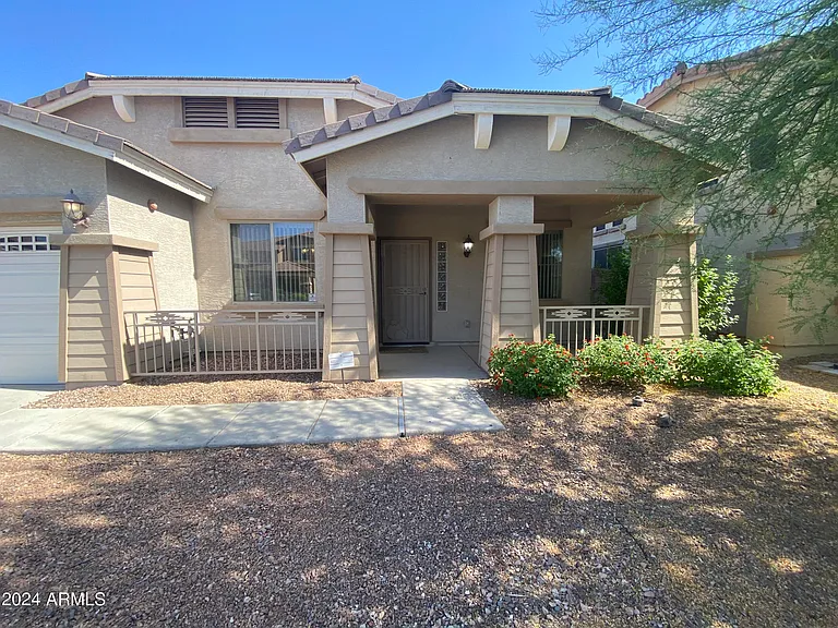13510 W Avalon Dr — Photo 2