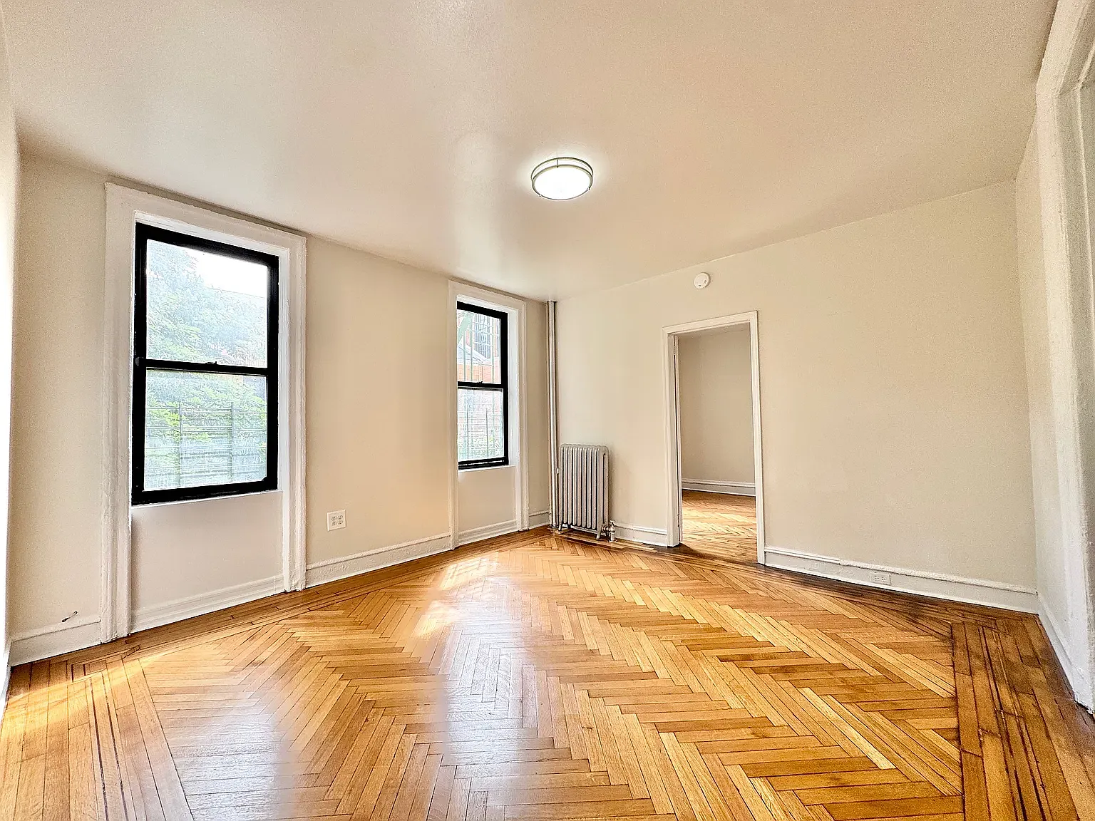 2226 Loring Place North — Photo 1