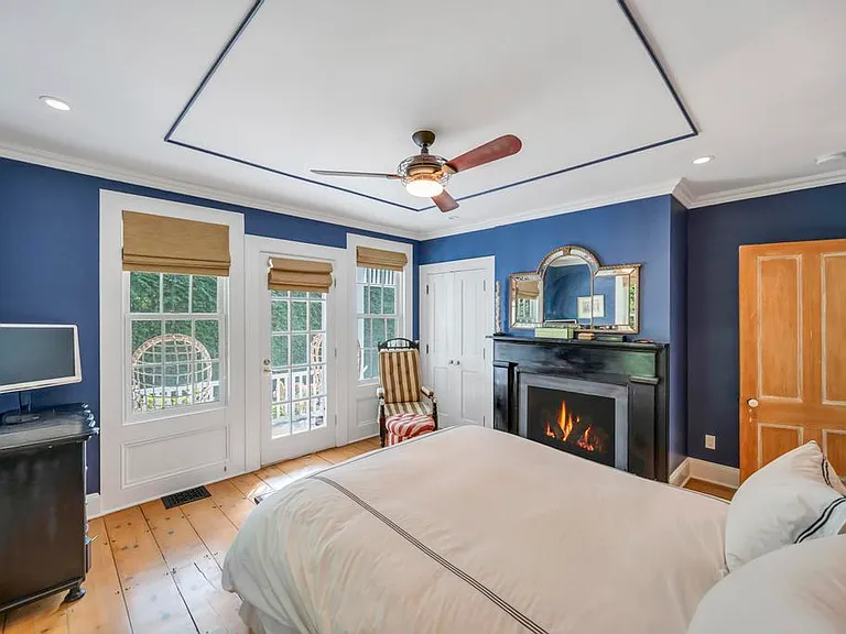 305 N Main St — Photo 10