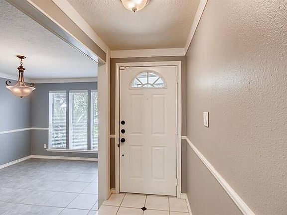 2nd image of 931 Red Rock Canyon Dr