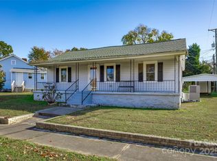 230 Cedar St, Winnsboro, SC 29180