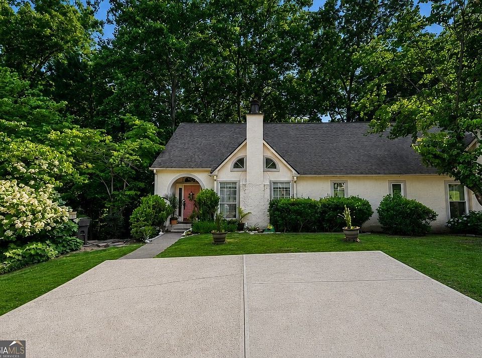 1st image of 4135 Lake Mist Dr NW