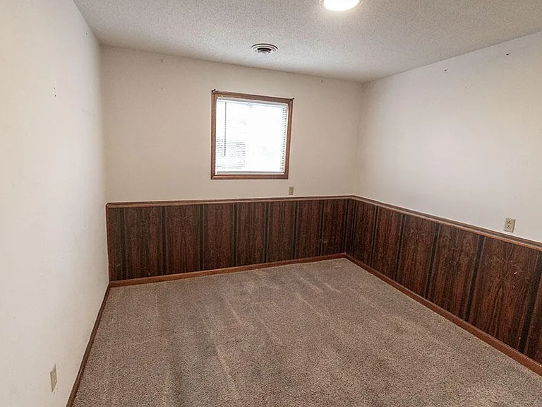 2908 Leeway Dr #D — Photo 10