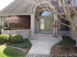 2701 E Greystone Ct, Urbana, IL
