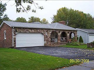 2nd image of 18 Morningstar Dr