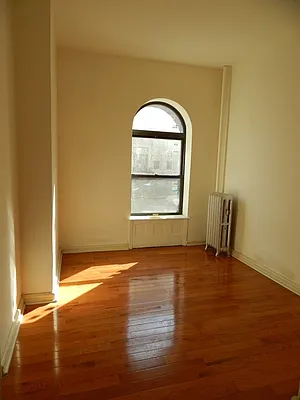 Rented by Brownstone Property Group | media 28