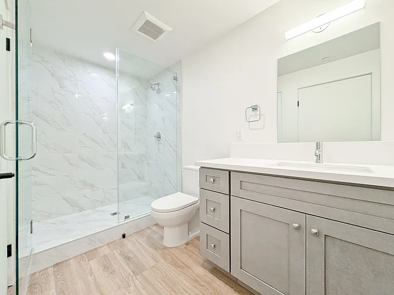 1743 Armacost Ave — Photo 45