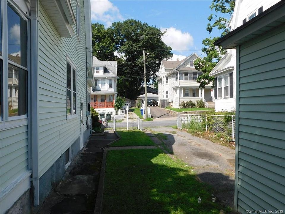 2nd image of 28 Morningside Dr