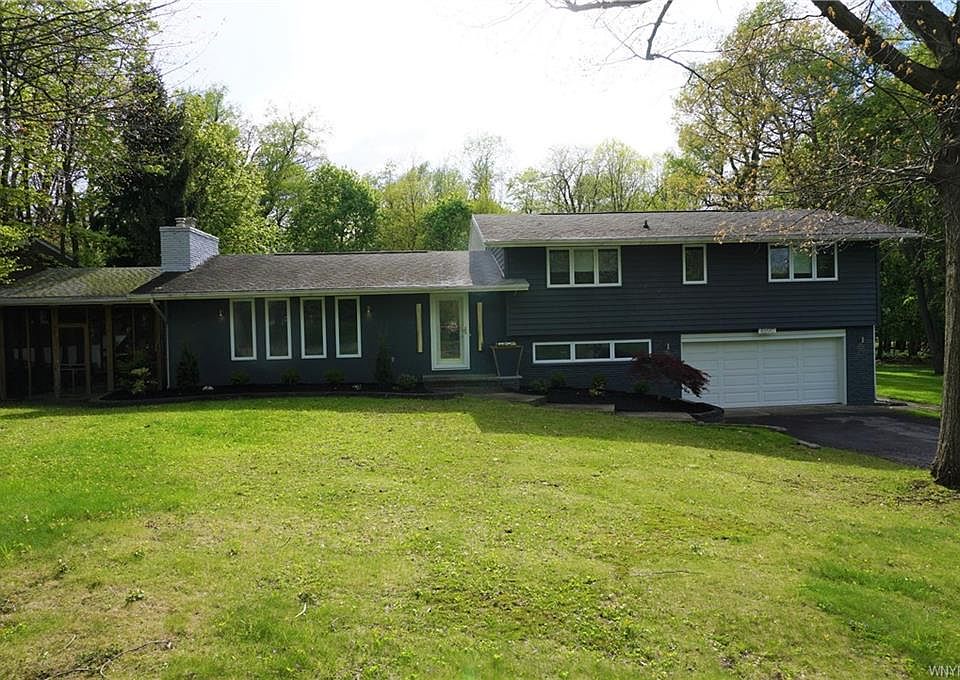 1st image of 4690 Boncrest Dr W