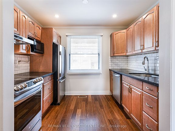 4th image of 85 Albright Rd #3
