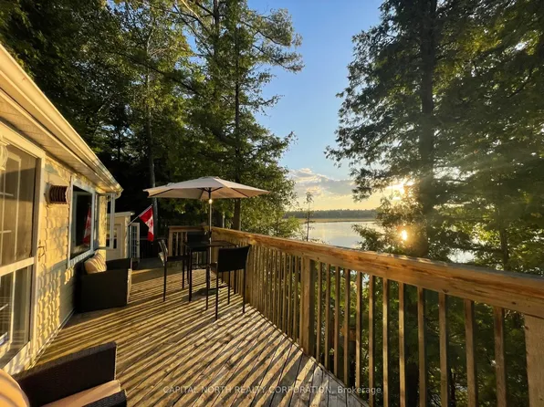 1342 Black Beach Ln, Ramara, ON L0K 1B0