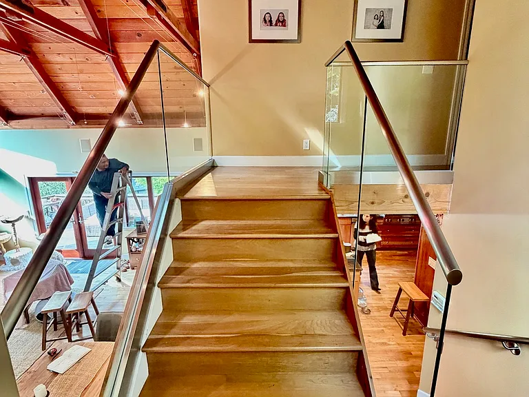 370 Marion Ave — Photo 15