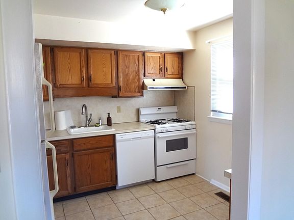 Kitchen: Bright-Sunny with Tile Floor