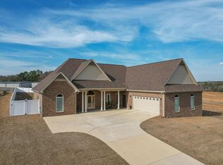 207 Rylee Rd, Dothan, AL 36305