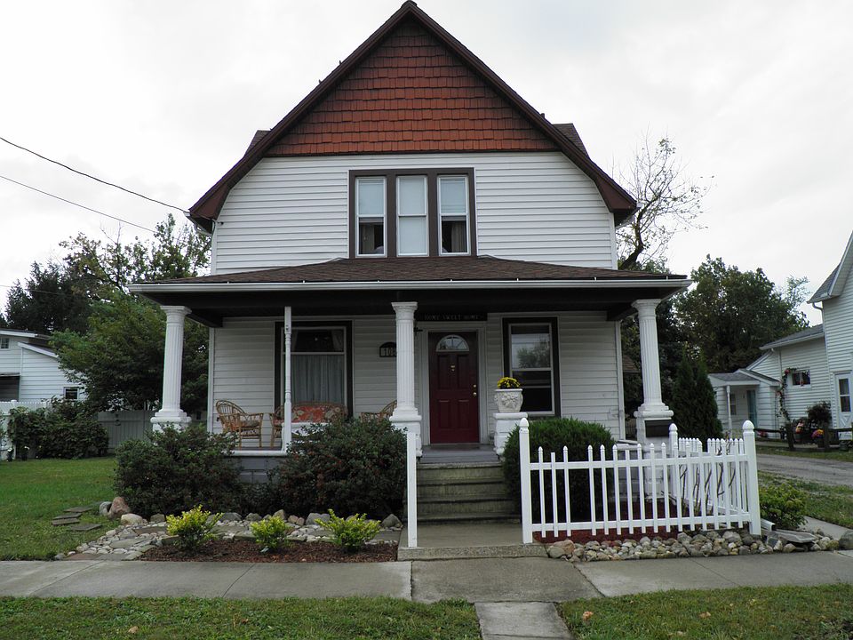 108 W Wayne St