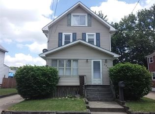 2293 8th St SW, Akron, OH 44314