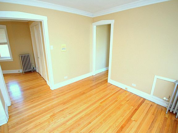 4th image of 421 Wisconsin Ave