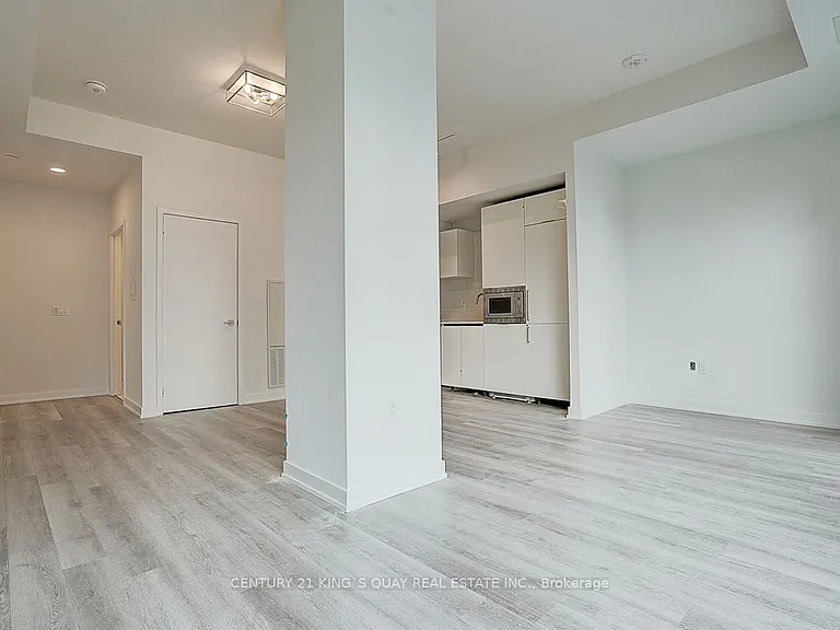 121 Saint Patrick St #722 — Photo 24
