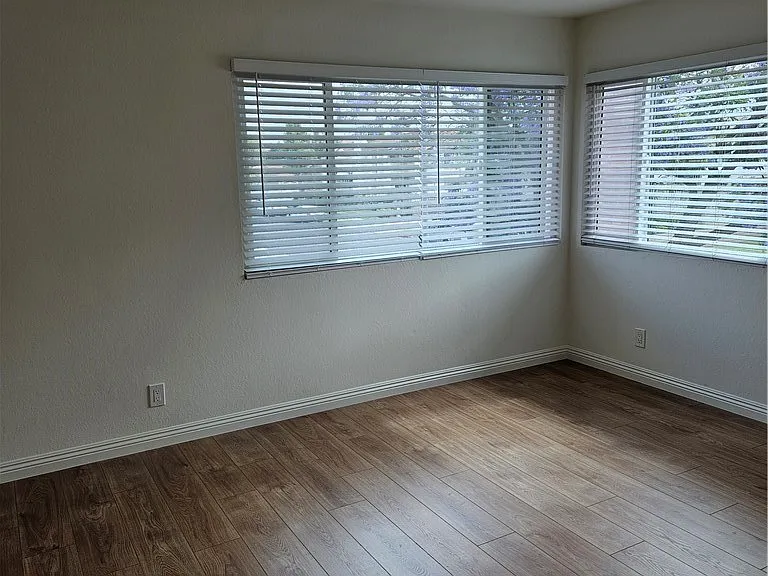 12621 Adelle St — Photo 11