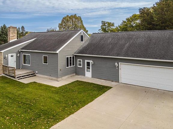 3rd image of 320 BLAISDELL AVENUE