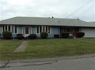 83 Rice Ave, Somerset, MA 02725