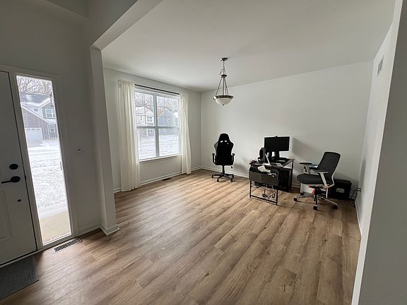 Front entryway/office area