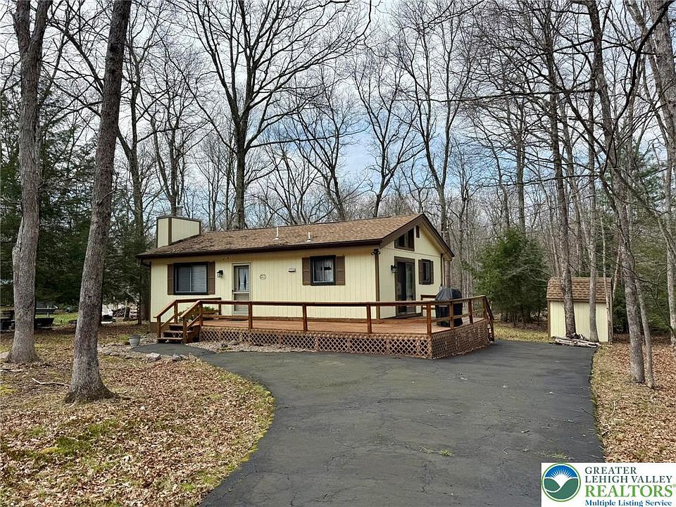 1st image of 139 Towamensing Trl